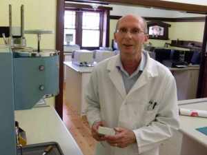 Relocated laboratory gunning for local business